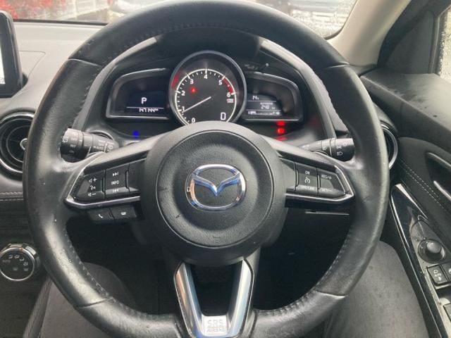 MAZDA DEMIO 2017 Image 31