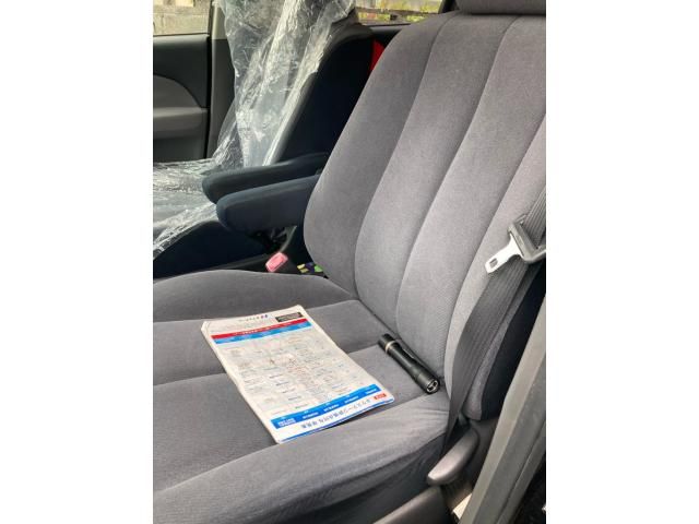 TOYOTA ESTIMA 2010 Image 31