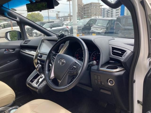 TOYOTA ALPHARD 2021 Image 31