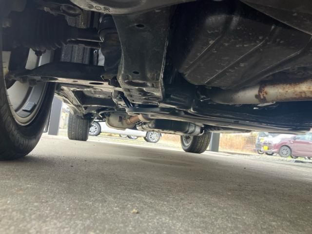 TOYOTA HARRIER HYBRID 2011 Image 31