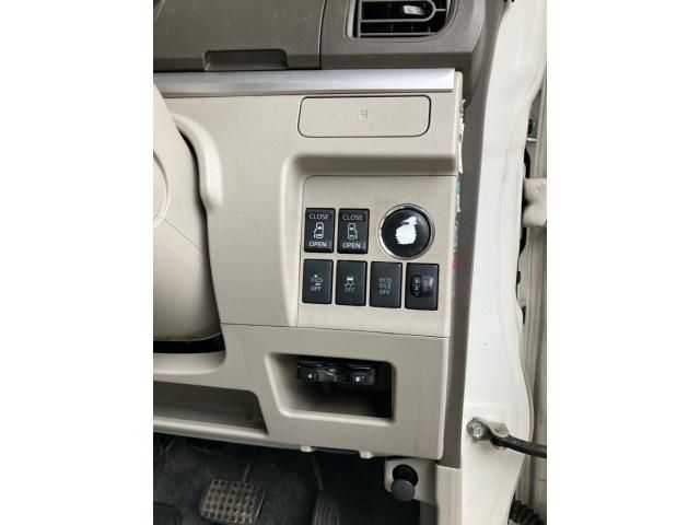 DAIHATSU TANTO 2014 Image 31