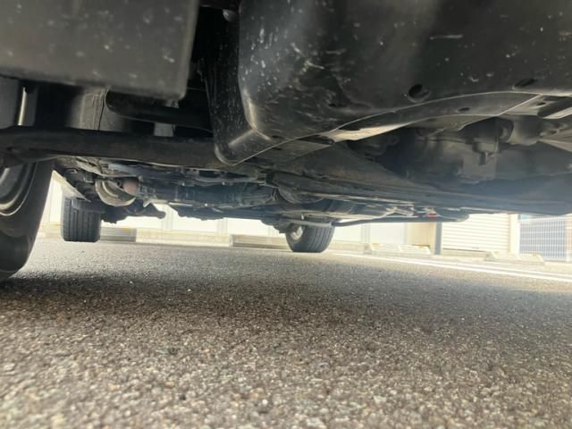 HONDA VEZEL HYBRID 4WD 2015 Image 31