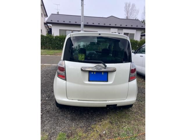 TOYOTA RACTIS 2009 Image 31