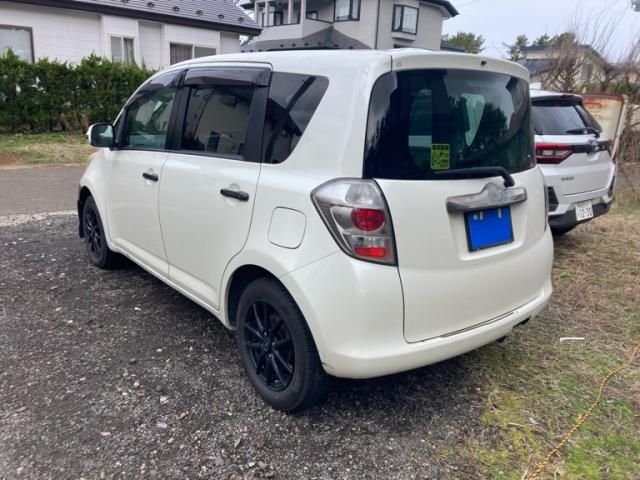 TOYOTA RACTIS 2009 Image 31