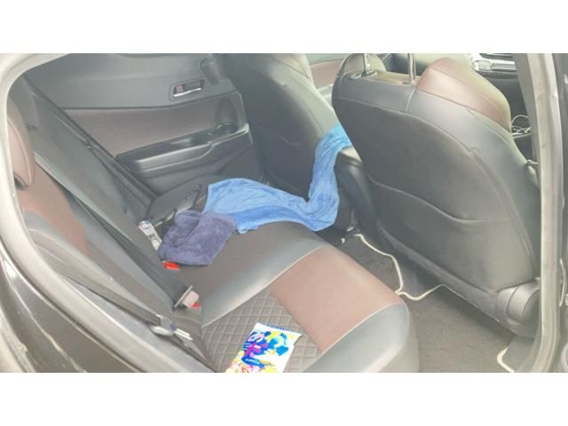 TOYOTA C-HR 2018 Image 31