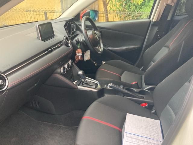 MAZDA DEMIO 2016 Image 31