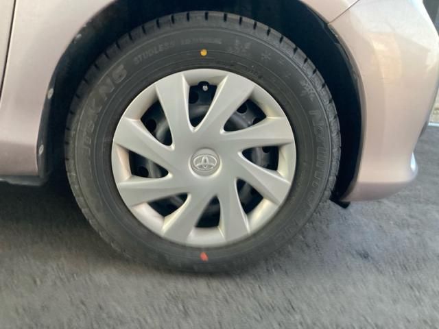 TOYOTA VITZ 2011 Image 31