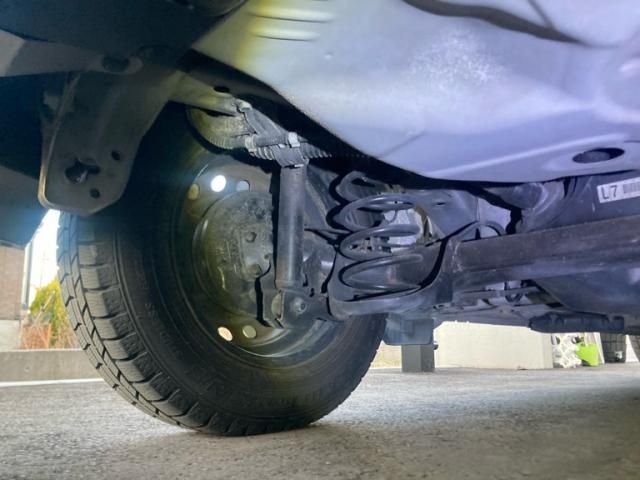 TOYOTA VITZ 2011 Image 31