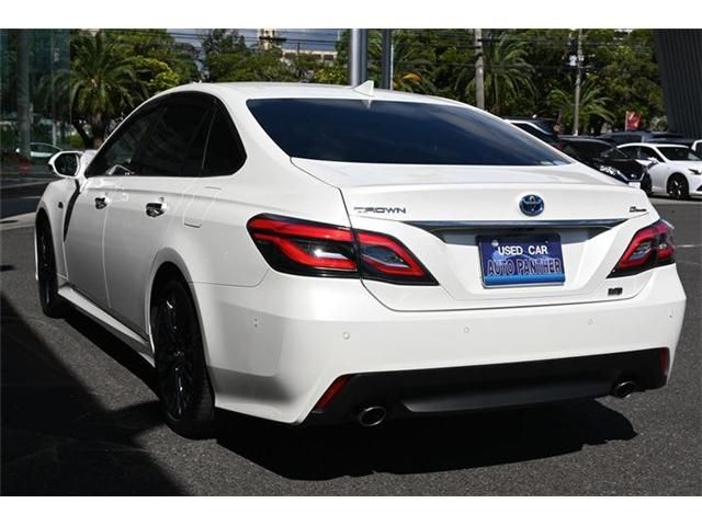 TOYOTA CROWN SEDAN HYBRID 2020 Image 31