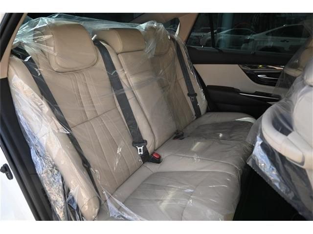 TOYOTA CROWN SEDAN HYBRID 2020 Image 31