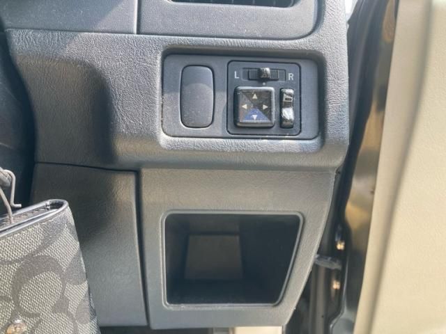 MITSUBISHI PAJERO MINI 2005 Image 31