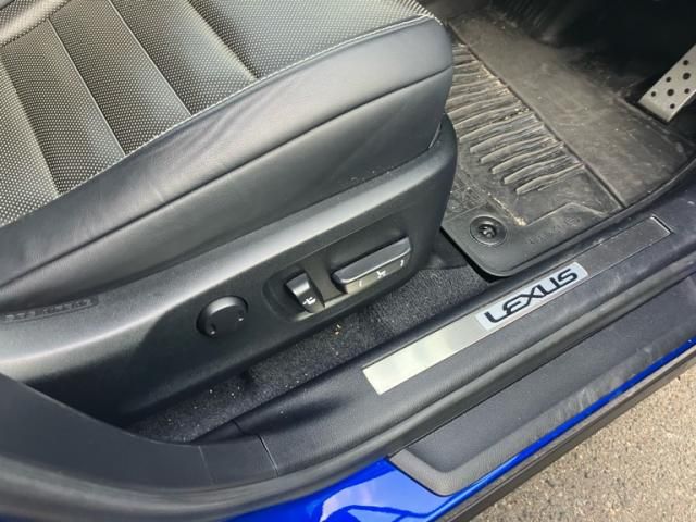 TOYOTA LEXUS RX300 AWD 2018 Image 31