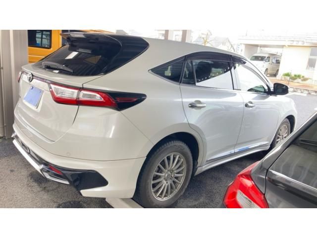 TOYOTA HARRIER 4WD 2018 Image 31