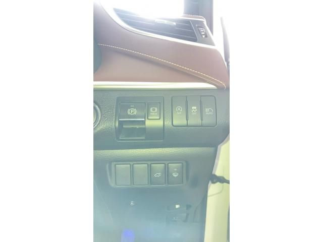 TOYOTA HARRIER 4WD 2018 Image 31