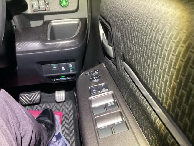 HONDA STEPWAGON SPADA 2018 Image 31