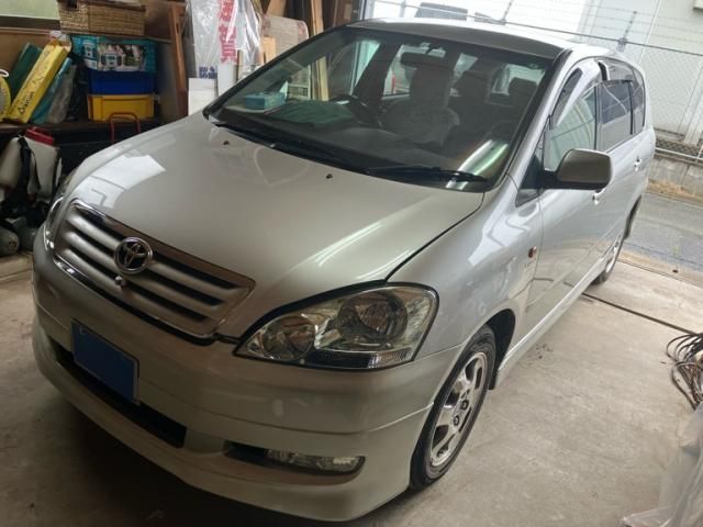 TOYOTA IPSUM 2003 Image 31