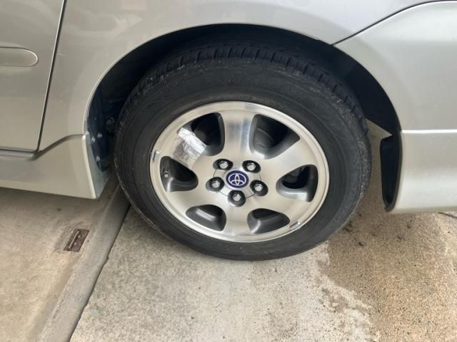 TOYOTA IPSUM 2003 Image 31