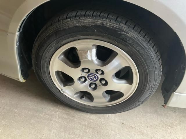 TOYOTA IPSUM 2003 Image 31