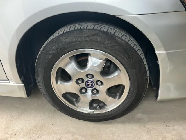 TOYOTA IPSUM 2003 Image 31