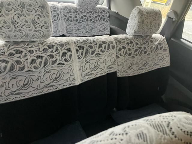 TOYOTA IPSUM 2003 Image 31