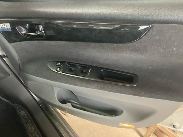 TOYOTA IPSUM 2003 Image 31