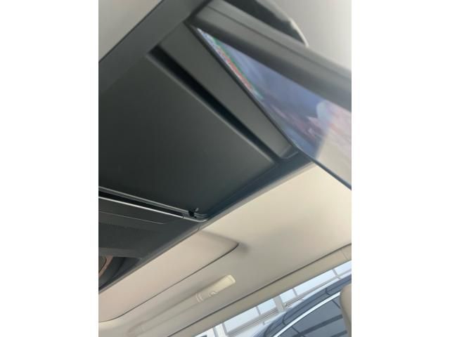 TOYOTA LEXUS LM500H 2024 Image 31