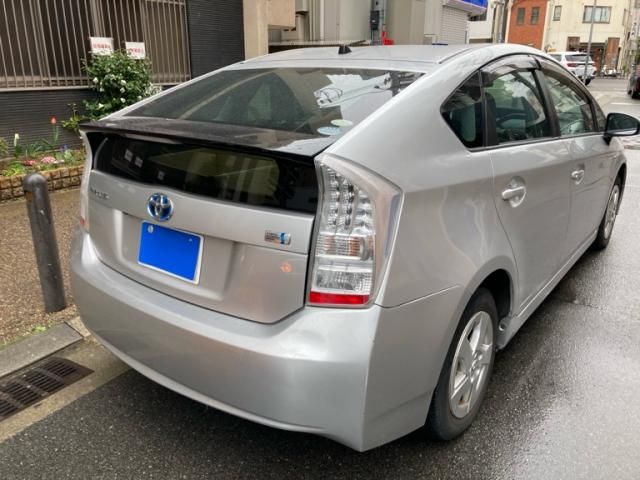 TOYOTA PRIUS 2010 Image 31