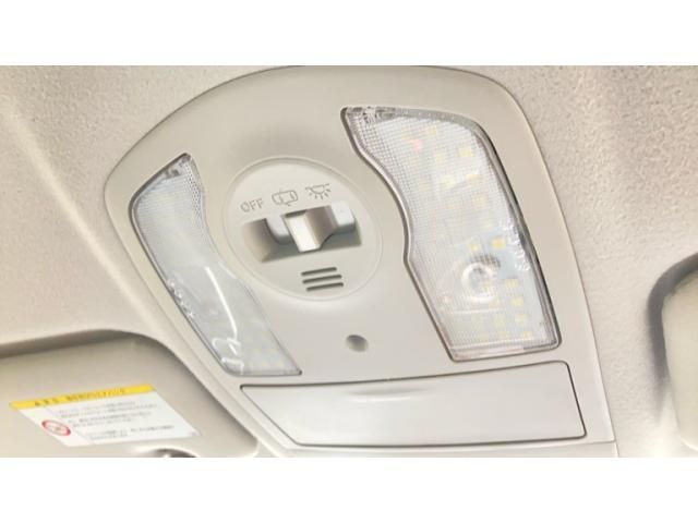 TOYOTA PRIUS 2010 Image 31