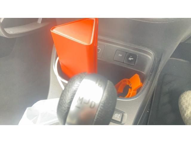 RENAULT TWINGO 2020 Image 31