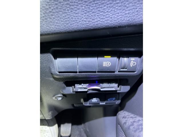 TOYOTA COROLLA CROSS HYBRID 2022 Image 31