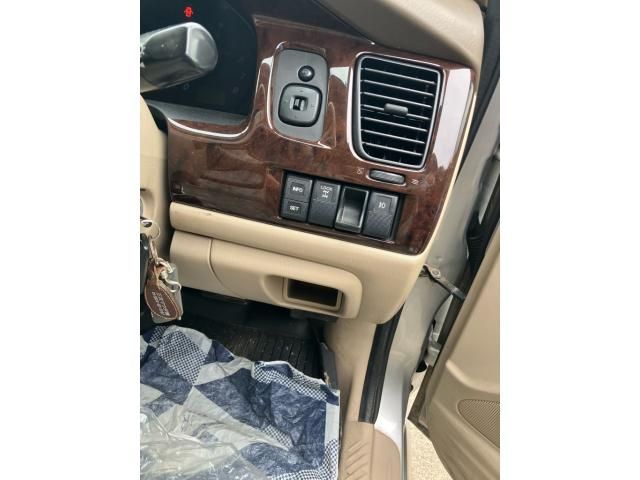 MAZDA MPV 4WD 2002 Image 31