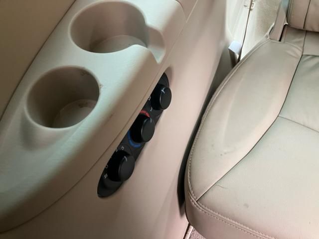 MAZDA MPV 4WD 2002 Image 31