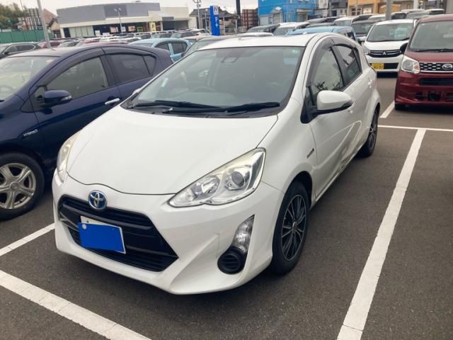 TOYOTA AQUA 2015 Image 31