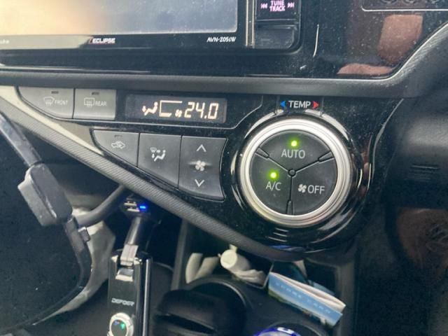 TOYOTA AQUA 2015 Image 31