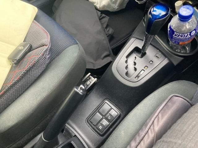 TOYOTA AQUA 2015 Image 31