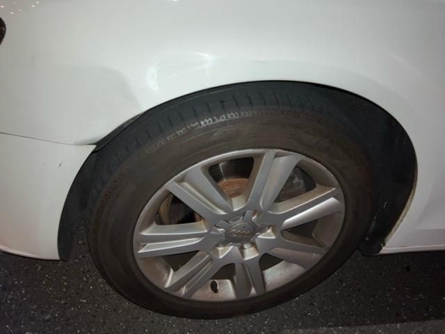 AUDI A4 2011 Image 31