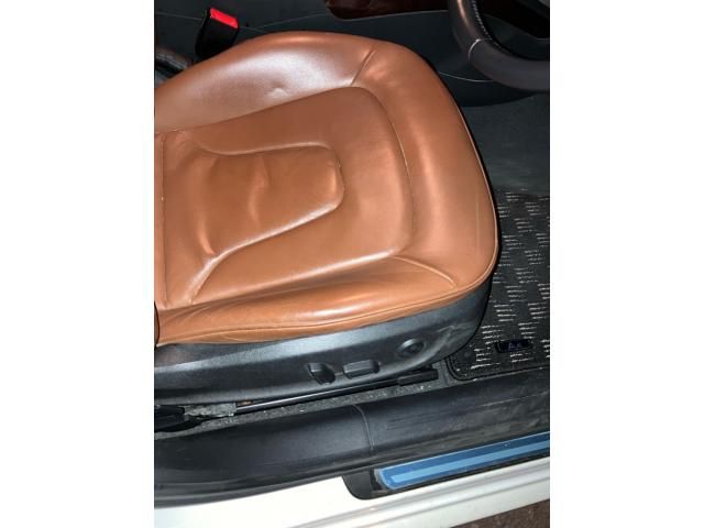 AUDI A4 2011 Image 31