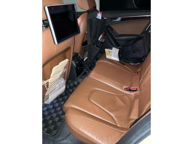 AUDI A4 2011 Image 31