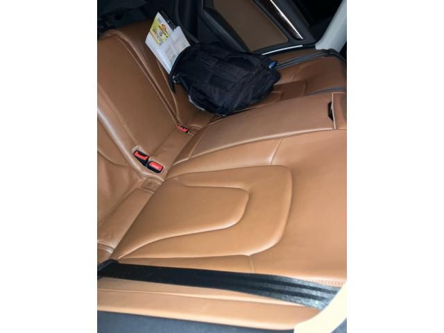 AUDI A4 2011 Image 31