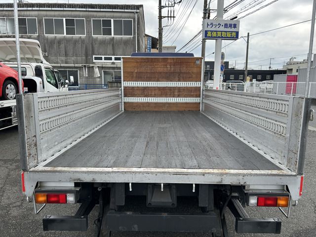 MITSUBISHI  2015 Image 31