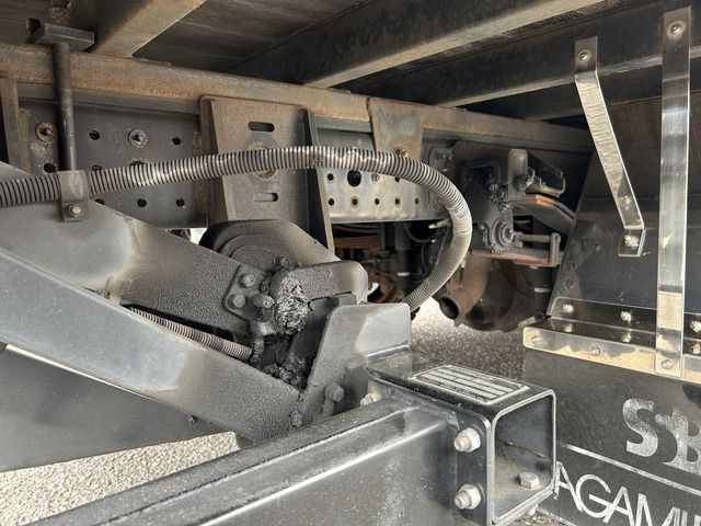 MITSUBISHI  2015 Image 31