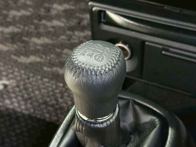 TOYOTA MR-S 2001 Image 31