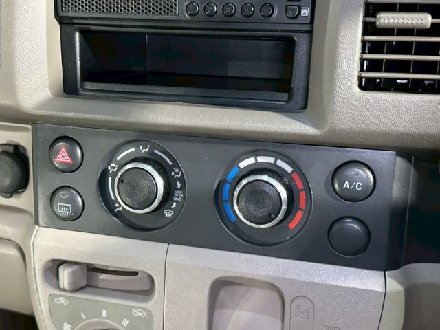 SUZUKI EVERY VAN 2014 Image 31