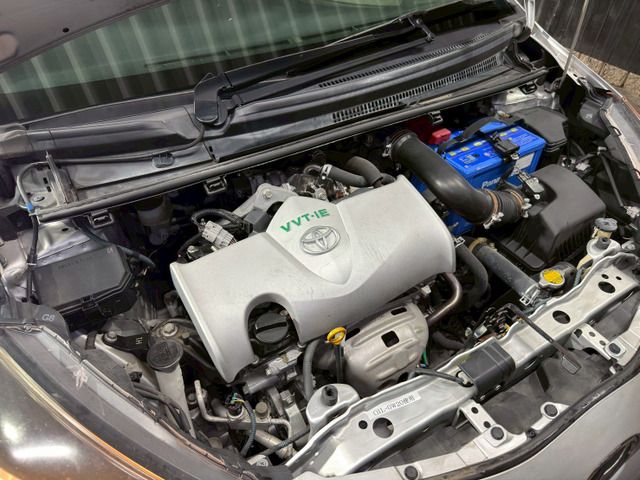 TOYOTA VITZ 2015 Image 31