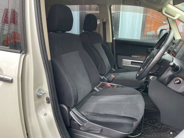 MITSUBISHI DELICA D:5 4WD 2009 Image 31