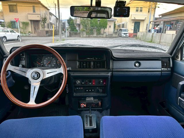 VOLVO 240 ESTATE 1987 Image 31