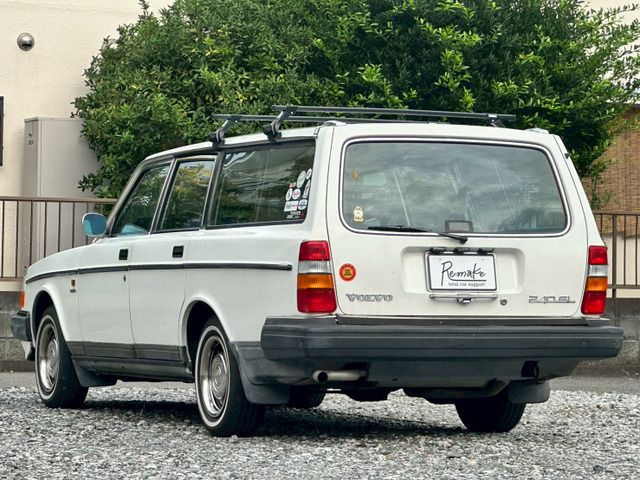 VOLVO 240 ESTATE 1987 Image 31