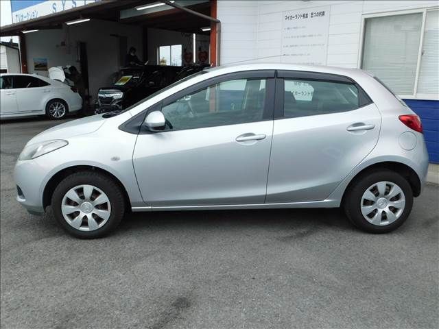MAZDA DEMIO 2011 Image 31