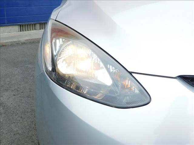 MAZDA DEMIO 2011 Image 31