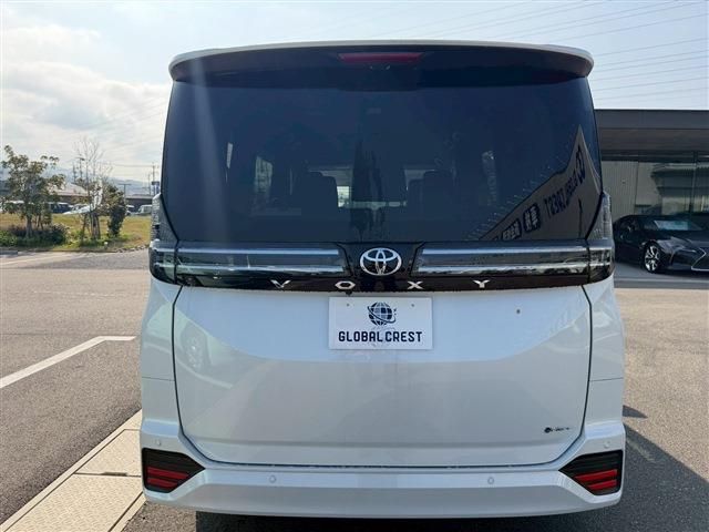 TOYOTA VOXY HYBRID 2026 Image 31